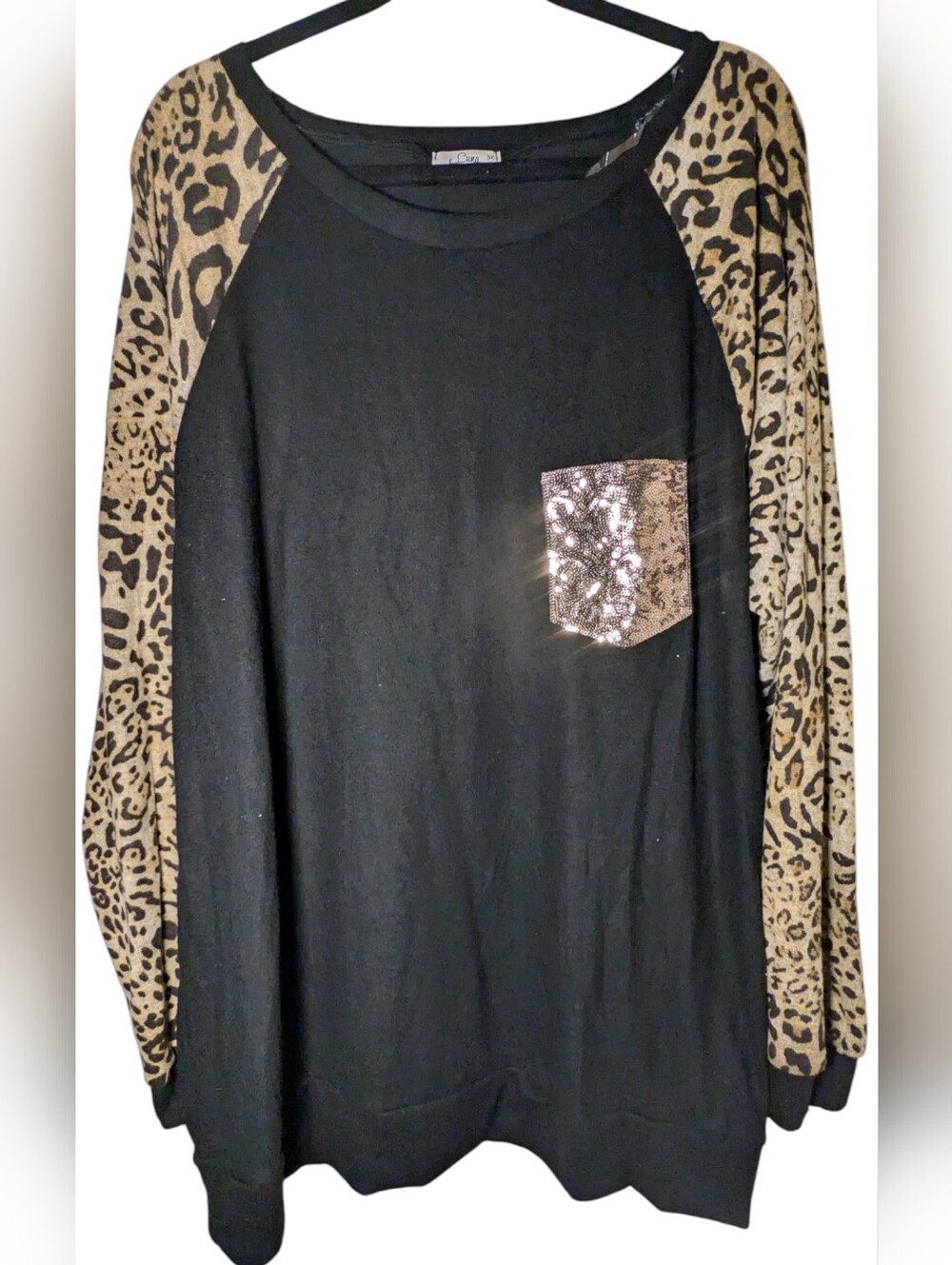 NWOT e.Luna Plus Size 3X Black Leopard Sequin Pocket Sweater Top